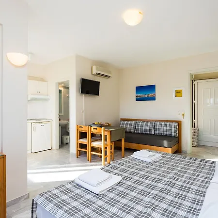 Radamanthy's Hotel de apartamente 2*