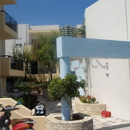 Radamanthy's Hotel de apartamente 2*