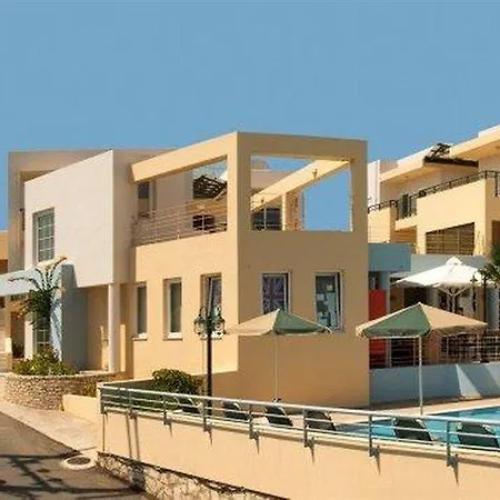 Radamanthy's מלון דירות 2*